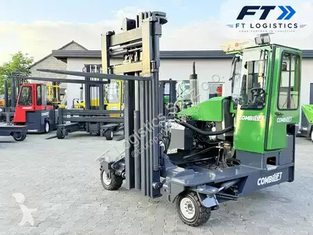 Stivuitor multidirectional Combilift