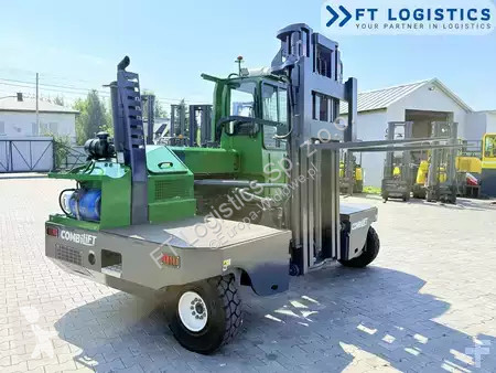 Stivuitor multidirectional Combilift