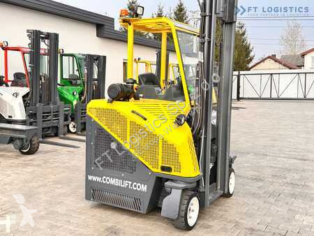 Stivuitor multidirectional Combilift