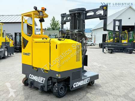 رافعة شوكية متعددة الاتجاهات Combilift