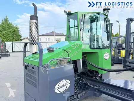 Многопосочен кар Combilift