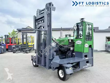 رافعة شوكية متعددة الاتجاهات Combilift