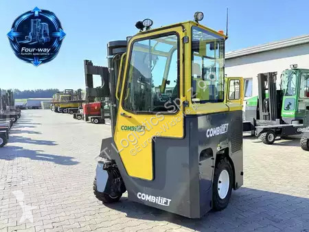 Stivuitor multidirectional Combilift