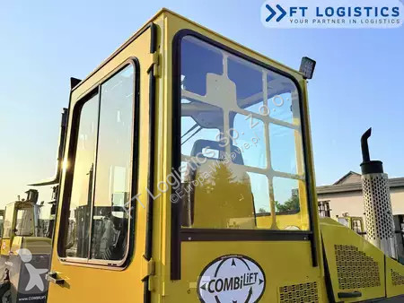 رافعة شوكية متعددة الاتجاهات Combilift