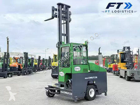 多向叉车 Combilift