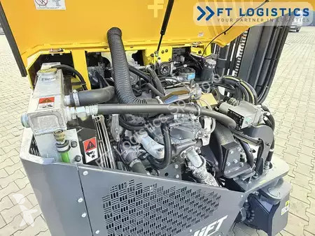 رافعة شوكية متعددة الاتجاهات Combilift