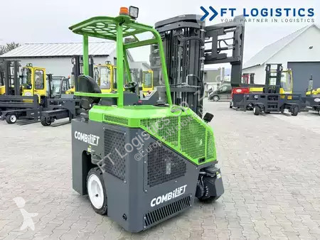 رافعة شوكية متعددة الاتجاهات Combilift