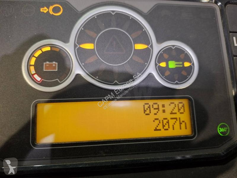 Vozík pro jízdu více směry Unicarriers...