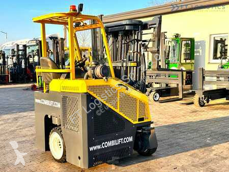 Stivuitor multidirectional Combilift
