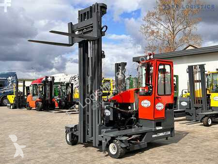Stivuitor multidirectional Combilift