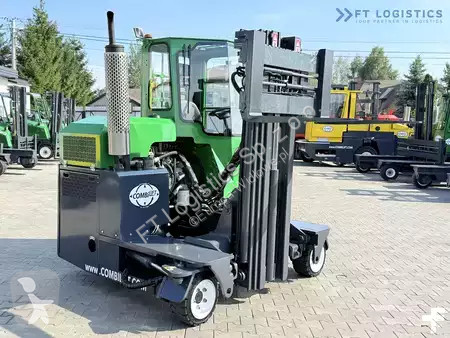 Štvorcestný vysokozdvižný vozík Combilift
