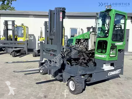 Štvorcestný vysokozdvižný vozík Combilift