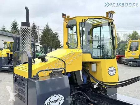 Štvorcestný vysokozdvižný vozík Combilift