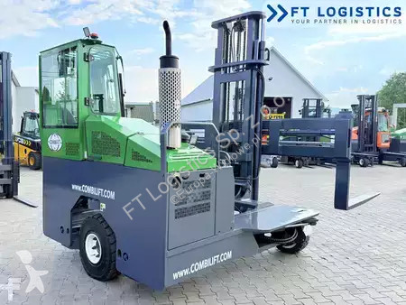 Многопосочен кар Combilift
