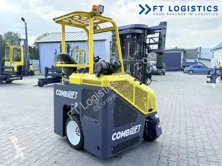 رافعة شوكية متعددة الاتجاهات Combilift