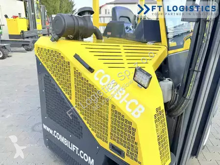 رافعة شوكية متعددة الاتجاهات Combilift