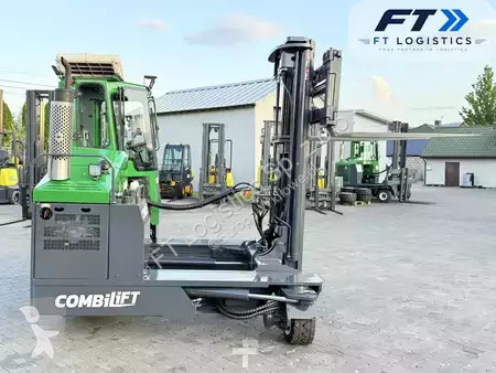 Stivuitor multidirectional Combilift
