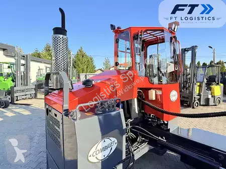 Stivuitor multidirectional Combilift