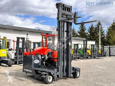 Stivuitor multidirectional Combilift