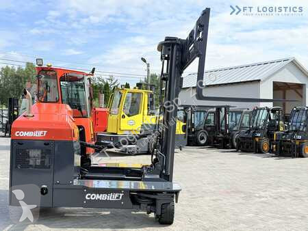 Stivuitor multidirectional Combilift