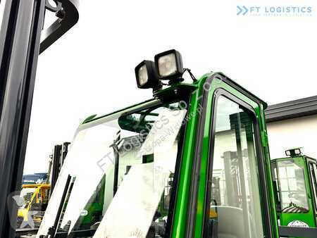 Stivuitor multidirectional Combilift