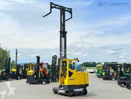 رافعة شوكية متعددة الاتجاهات Combilift