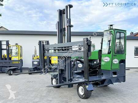 رافعة شوكية متعددة الاتجاهات Combilift