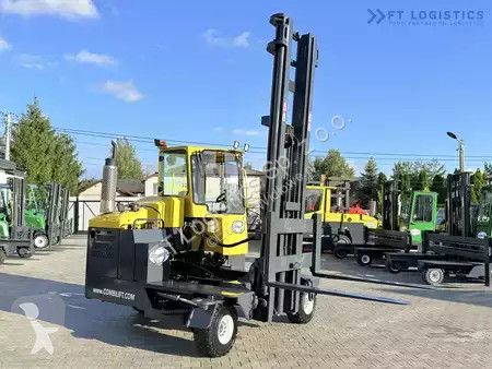 Štvorcestný vysokozdvižný vozík Combilift