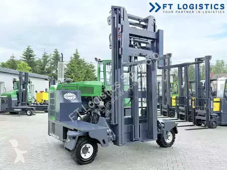 رافعة شوكية متعددة الاتجاهات Combilift