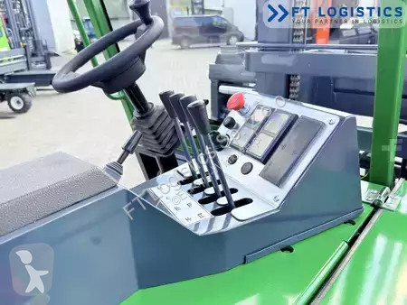 رافعة شوكية متعددة الاتجاهات Combilift