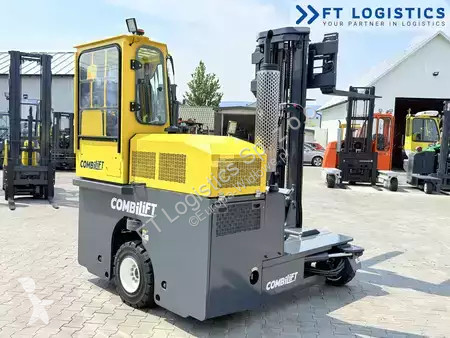 Stivuitor multidirectional Combilift