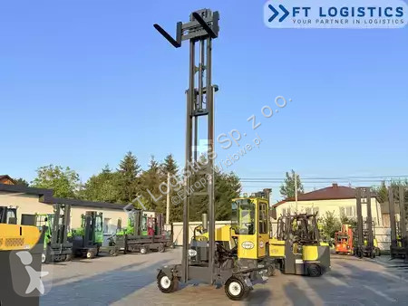 رافعة شوكية متعددة الاتجاهات Combilift
