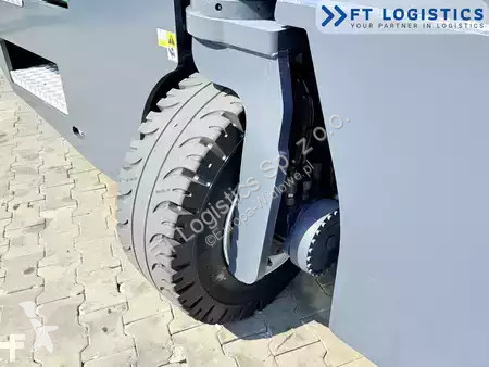 Многоходовой погрузчик Combilift