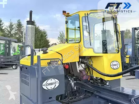 Stivuitor multidirectional Combilift