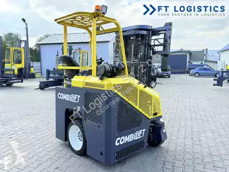 رافعة شوكية متعددة الاتجاهات Combilift