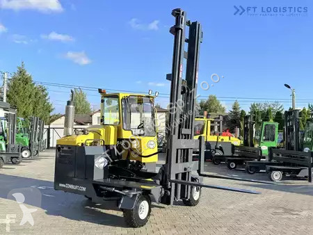 Многоходовой погрузчик Combilift