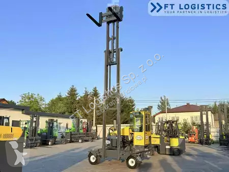 Многоходовой погрузчик Combilift