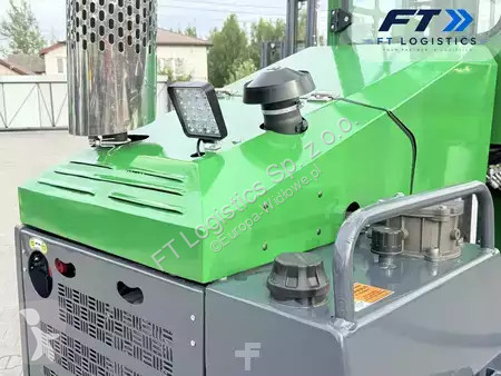 Многоходовой погрузчик Combilift