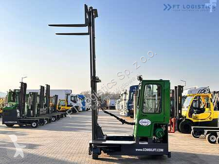 Stivuitor multidirectional Combilift