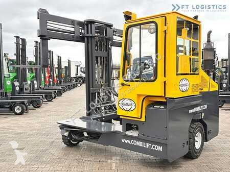 Stivuitor multidirectional Combilift