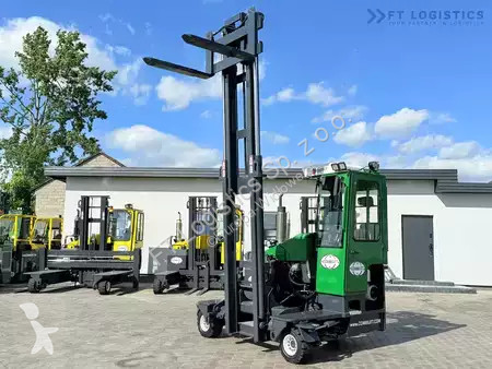 Štvorcestný vysokozdvižný vozík Combilift