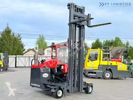 Štvorcestný vysokozdvižný vozík Combilift