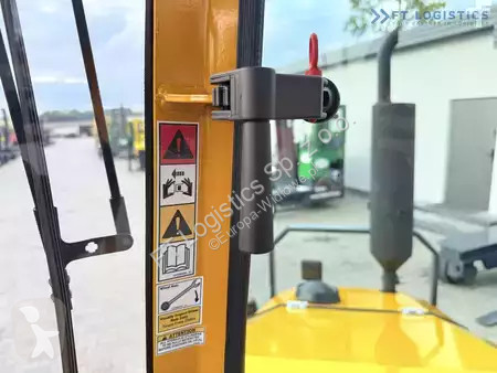Štvorcestný vysokozdvižný vozík Combilift