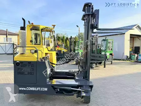 Štvorcestný vysokozdvižný vozík Combilift