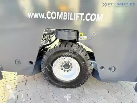 Štvorcestný vysokozdvižný vozík Combilift
