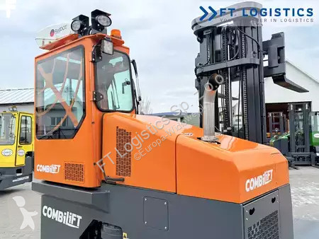 Štvorcestný vysokozdvižný vozík Combilift