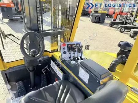 Štvorcestný vysokozdvižný vozík Combilift