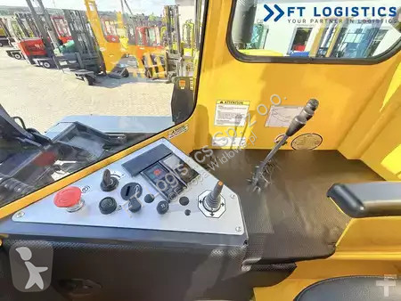 Многопосочен кар Combilift
