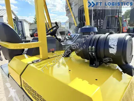 Stivuitor multidirectional Combilift