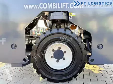 Stivuitor multidirectional Combilift